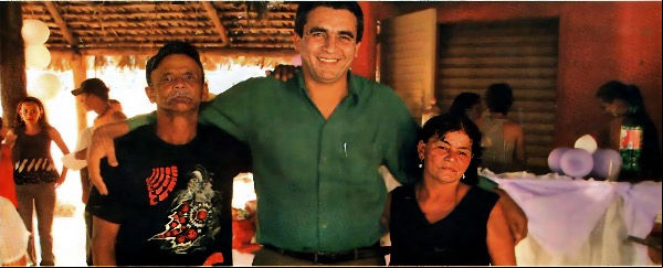 No Dia do Idoso, o prefeito Hércules Vandy (Vandinho), participou do momento de confraternização no baile
da Melhor Idade